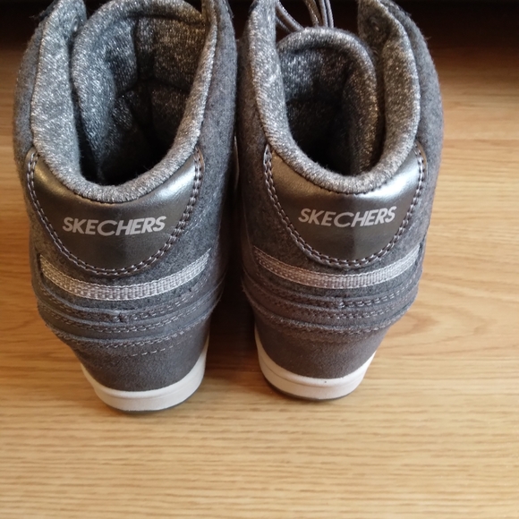 Womens Skechers memory foam size 7 grey - Picture 4 of 5
